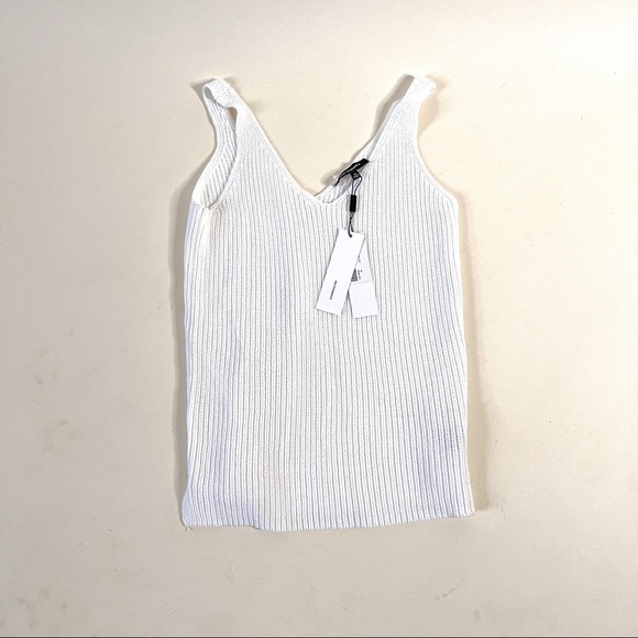 525 America Skater Vneck Ribbed Knit Tank Top in White Size XS NWT - Picture 3 of 8